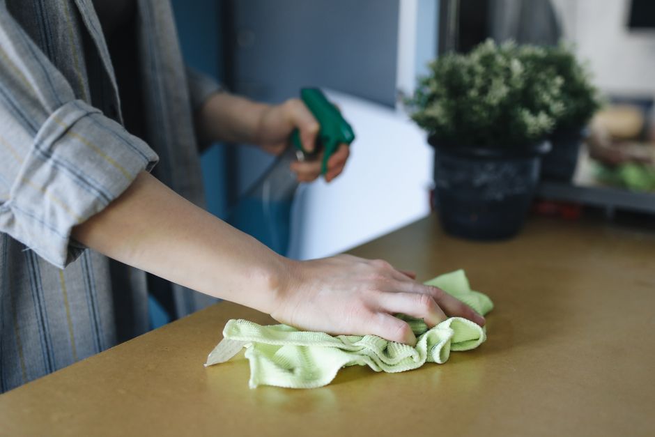 Szemüveg ápoló készlet tisztító spray és kendő